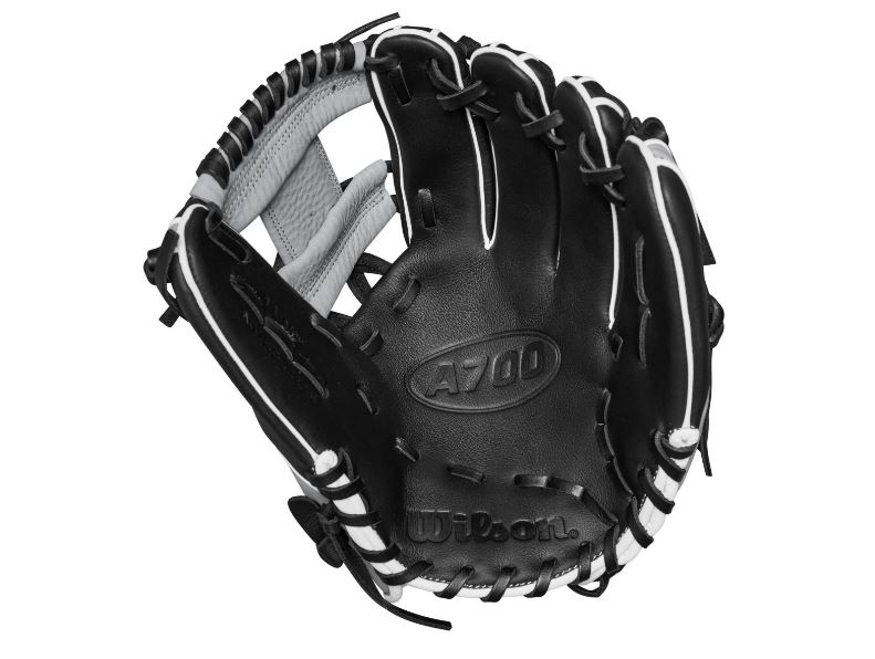 WILSON A700 BALL GLOVE